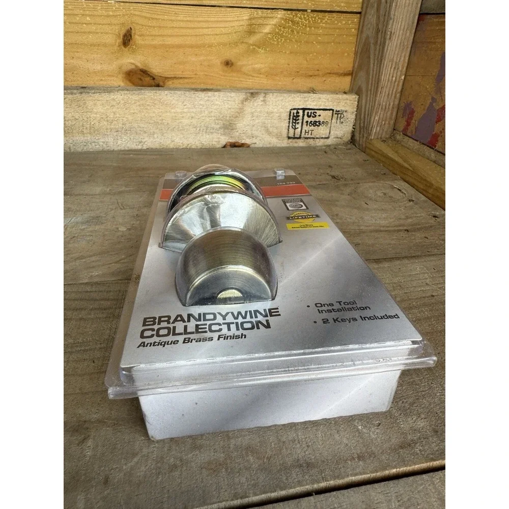 Defiant Brandywine Antique Brass Finish Keyed Entry‎ Knob 154-733 New Sealed